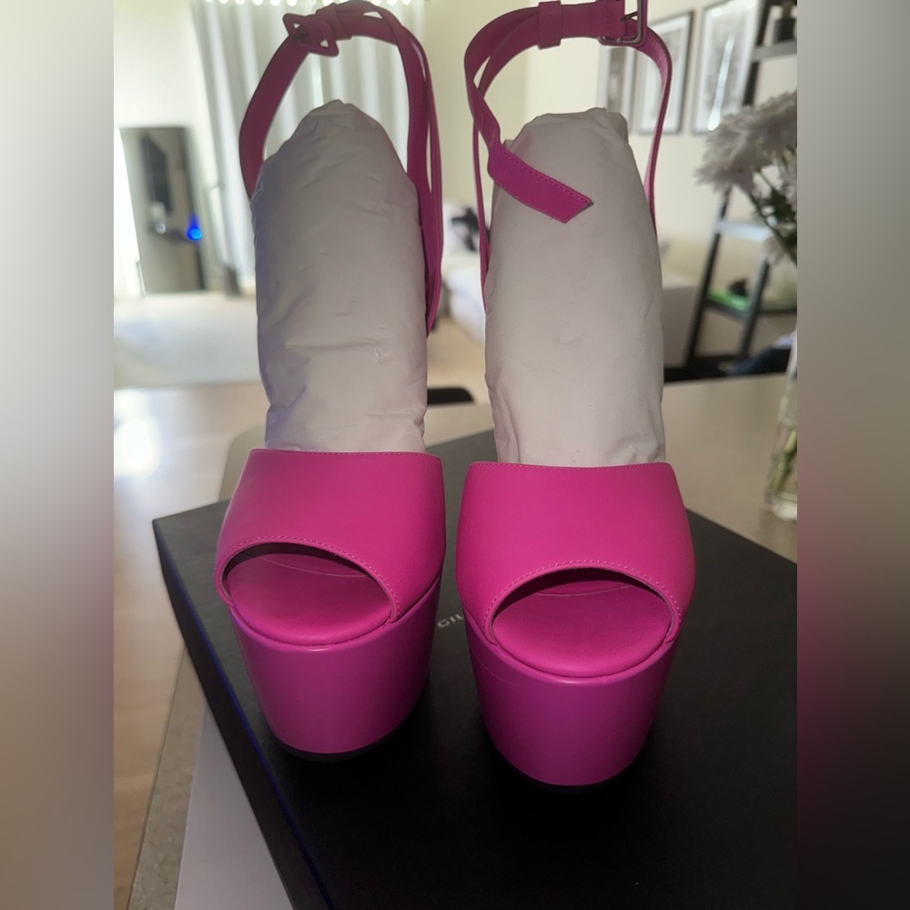 Giuseppe platform sandals